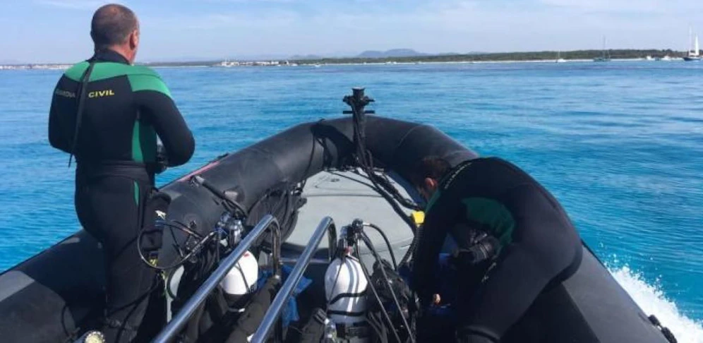 Taucher der Guardia Civil fanden den Arm des 20-Jährigen.