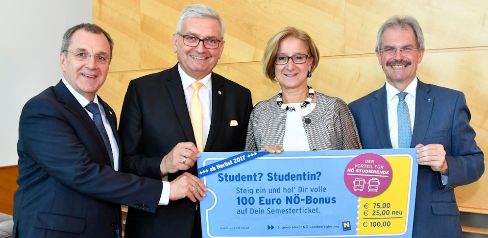 Rupert Dworak, Alfred Riedl, Johanna Mikl-Leitner und Karl Wilfing (von links).