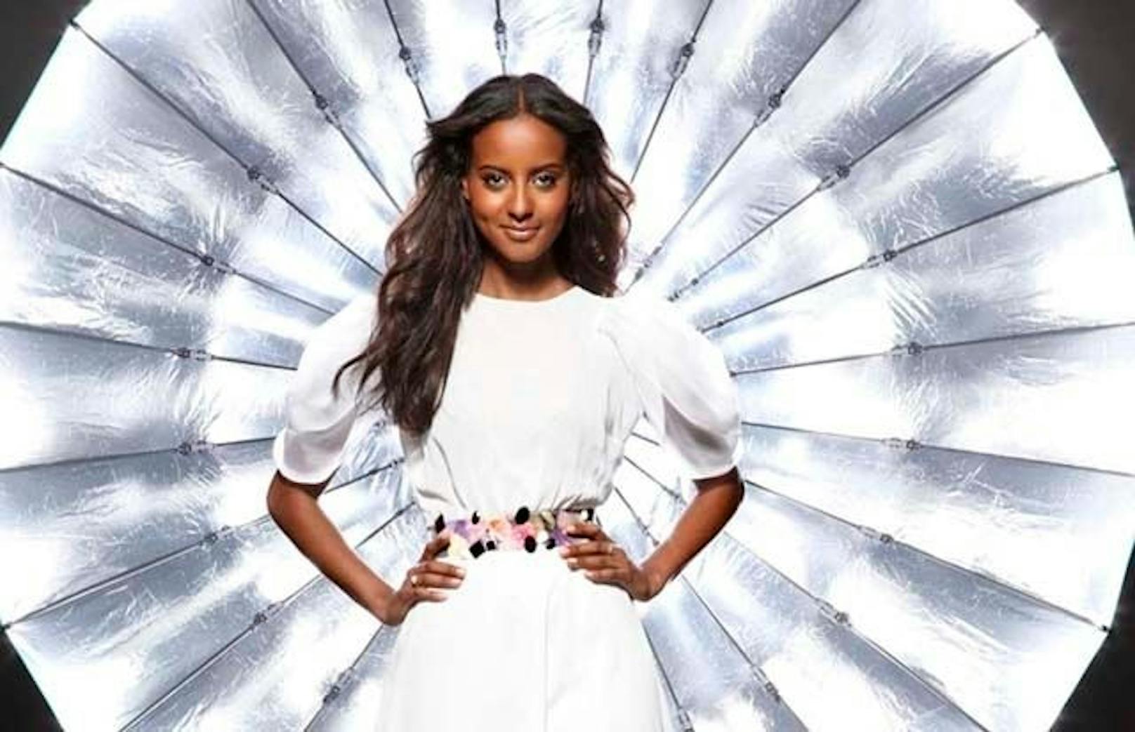 2019 war Sara Nuru auf dem Sieger Cover der "Cosmopolitan". Danach arbeitete sie für Roberto Cavalli, Gant und Maybelline Jade. Mittlerweile ist sie hauptsächlich für Wohltätigkeitsorganisationen im Einsatz. Mit ihrer Schwester hat sie das Unternehmen "nuruCaffee" gegründet, mit dem sie äthiopische Frauen unterstützt.