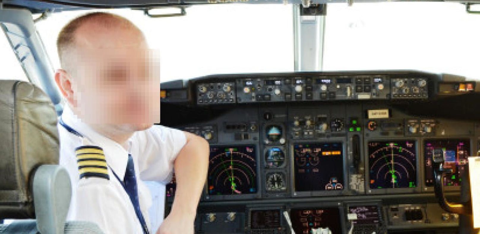 Betrunkener Pilot kippt im Cockpit um: 8 Monate Haft