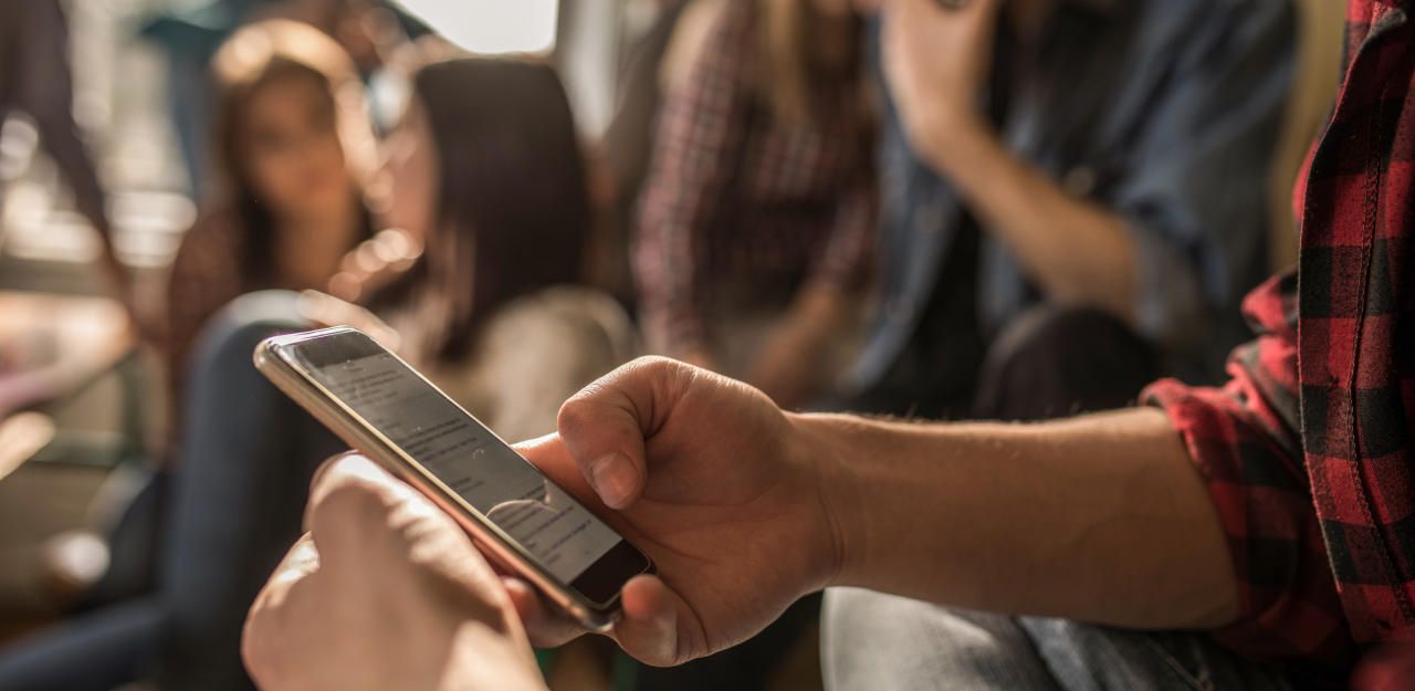 Heute.at - Bursch droht Mitschülern: Ganze Asyl-Familie verlegt