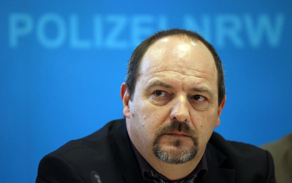 Ermittler Ingo Thiel bei einer Pressekonferenz. Archivbild, 2011.