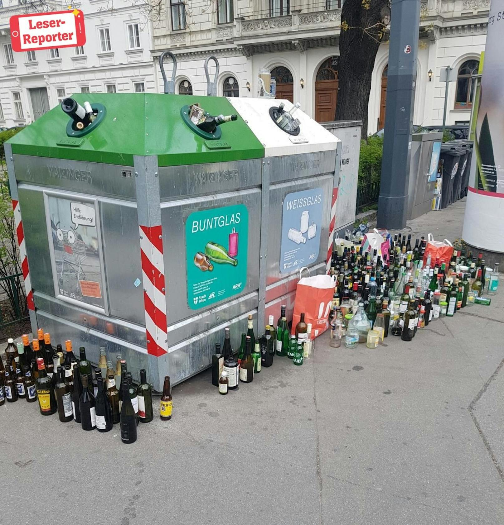 In Alsergrund haben die Wiener am Wochenende offenbar ordentlich gefeiert.  