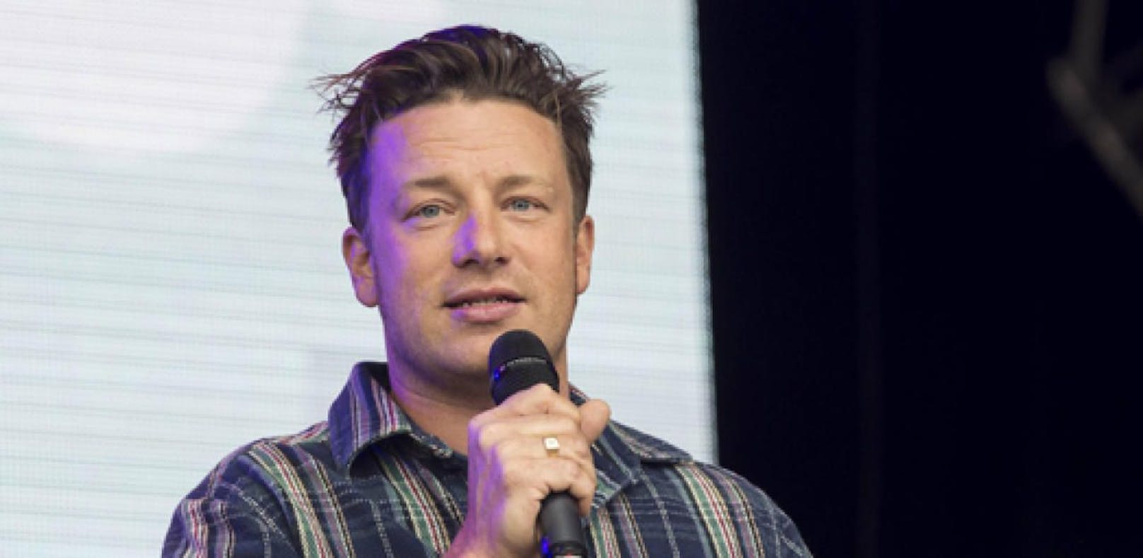Jamie Oliver wird von Mama im Netz getadelt