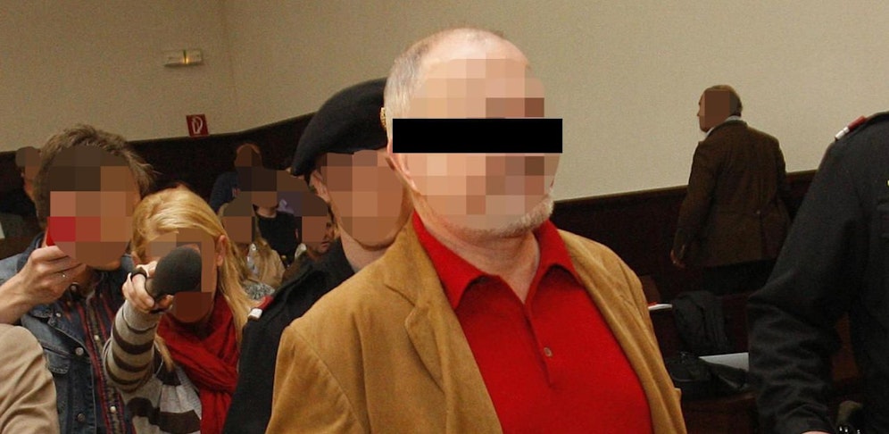 Täter Helmut O. bei Gericht.