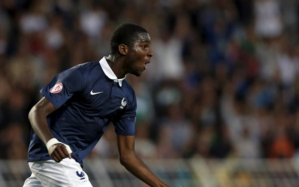 France's Odsonne Edouard celebrates after scoring a goal against Germany during their UEFA European Under-17 Championship final match in Burgas, Bulgaria May 22, 2015. REUTERS/Stoyan Nenov - RTX1E5WY