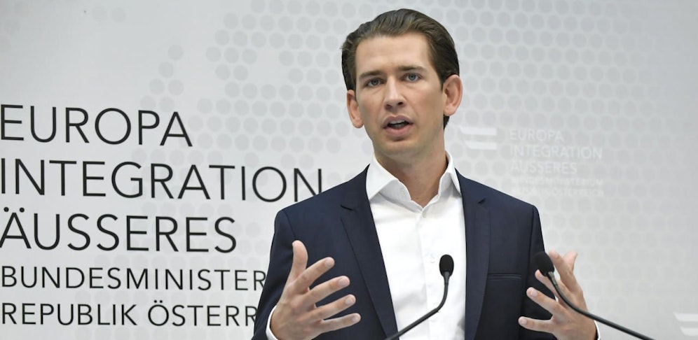 Sebastian Kurz (ÖVP) möchte Bootsflüchtlinge gar nicht in die EU lassen.