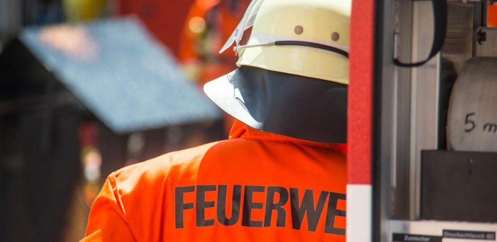 Der Feuerwehrmann ist seinen Job los.