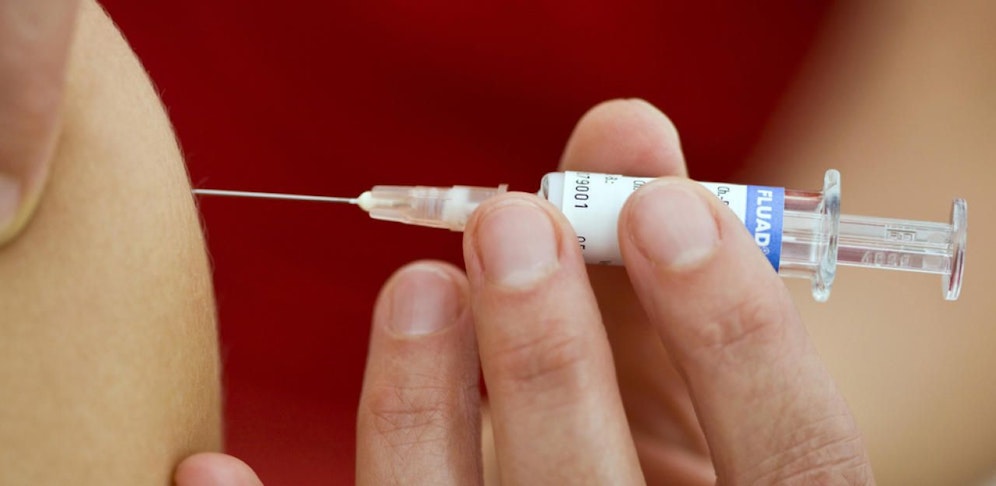 Impfungen gibt's für Politiker billiger.