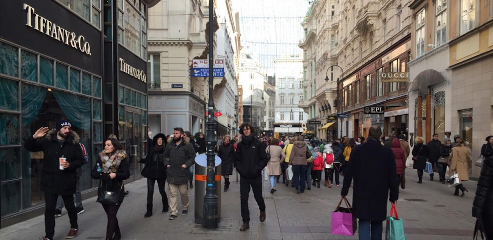 Jetzt beginnt das Weihnachtsshopping: Dichte Menschenmengen in der Wiener Innenstadt. (Archivfoto)