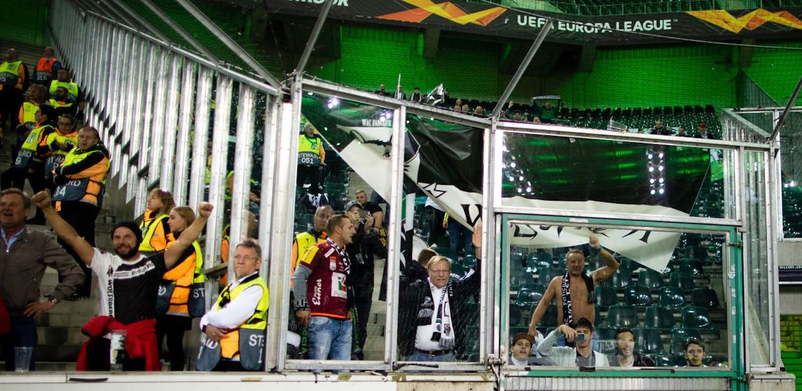 Mitgereiste WAC-Fans im Borussia-Park