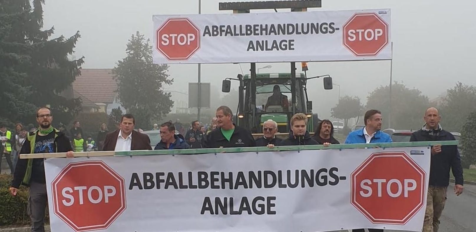 Demo gegen Abfall-Anlage in Theresienfeld