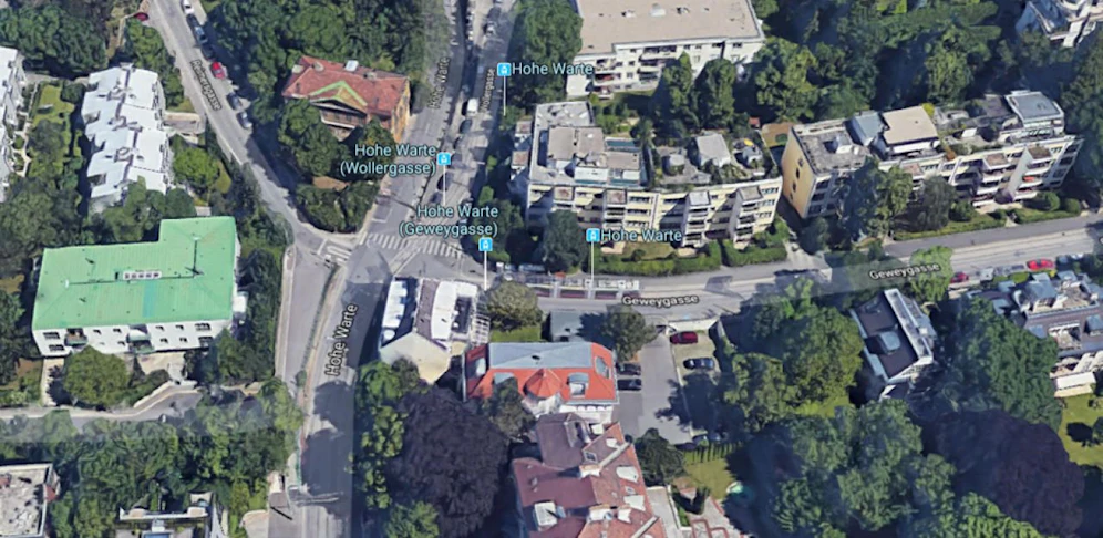 Die Kreuzung Hohe Warte mit der Geweygasse in Wien-Döbling.