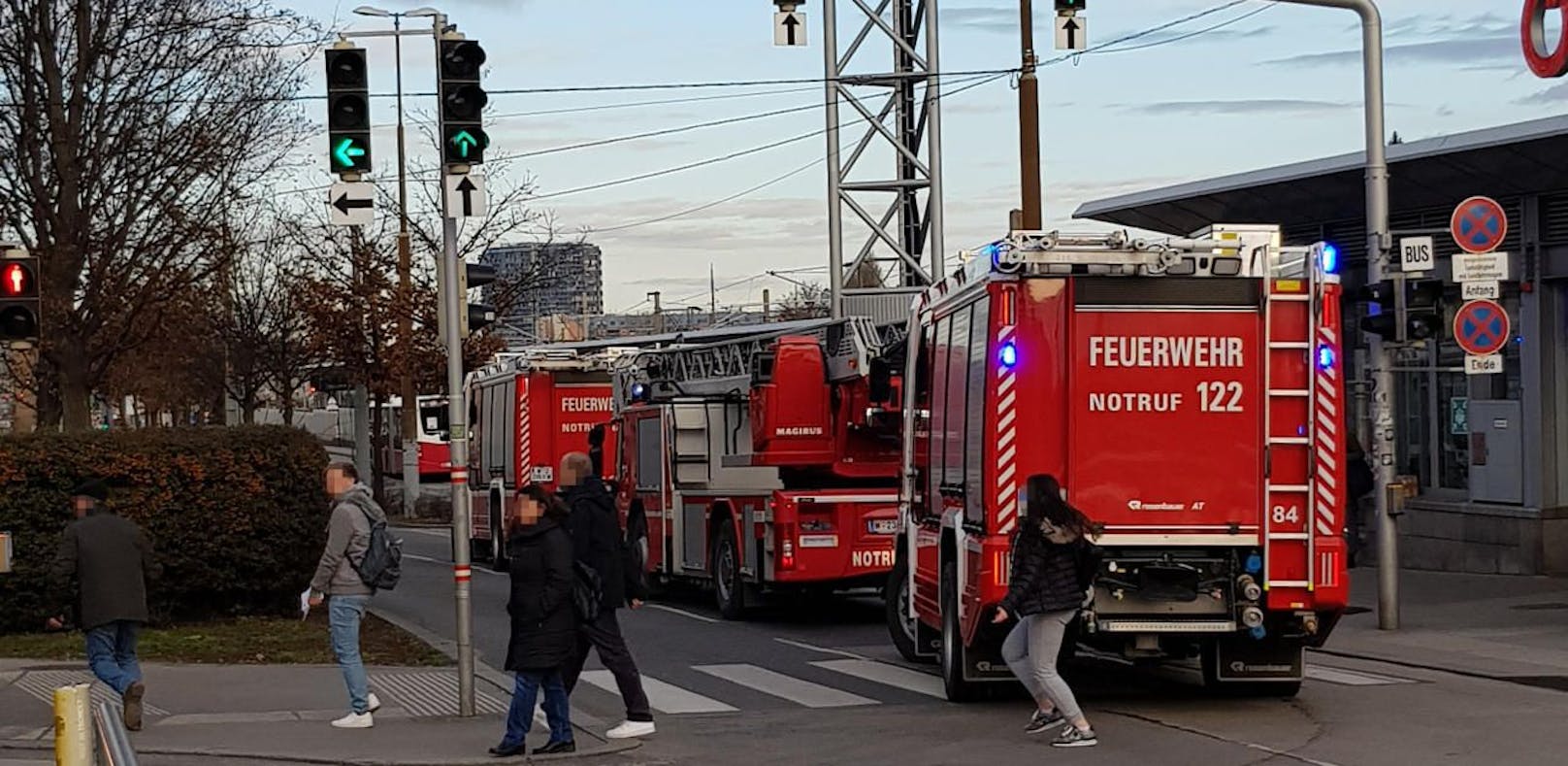 Feuerwehr-Einsatz am Bahnhof Meidling.