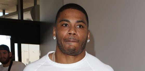 Nelly am 20. Mai 2017 am Flughafen von Los Angeles.