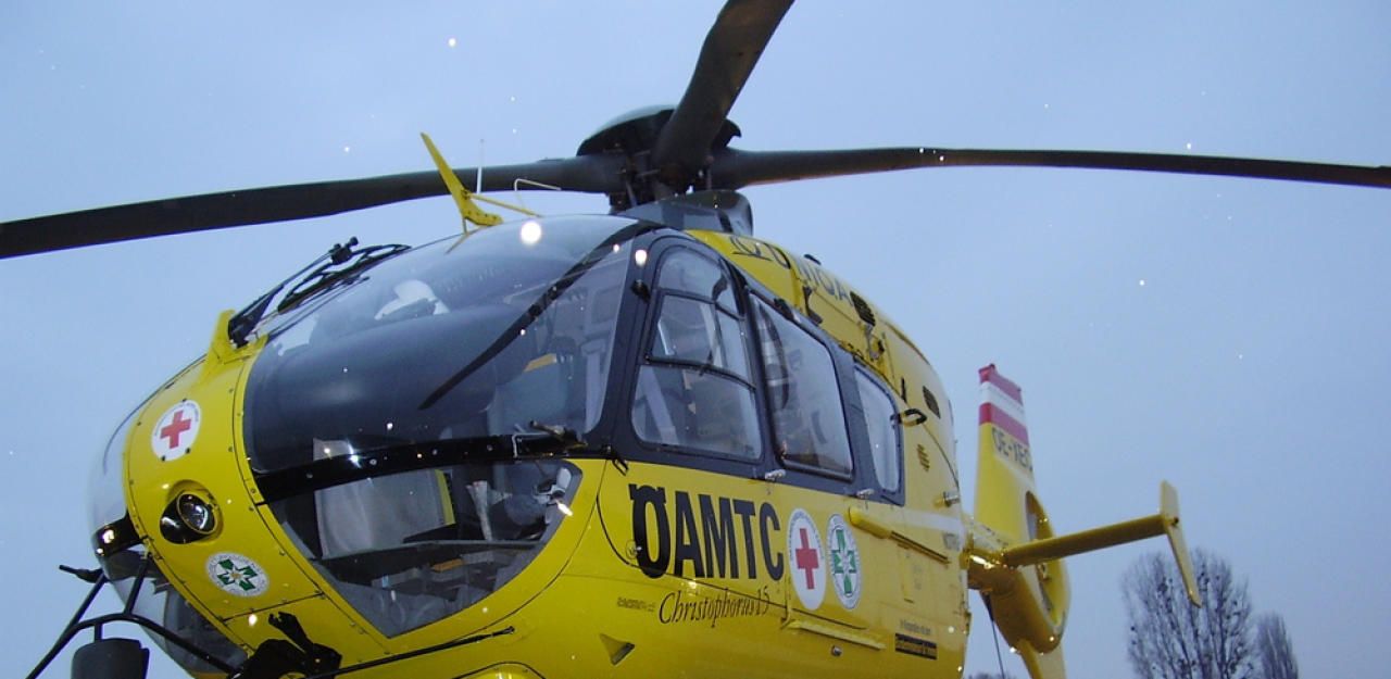 Heute.at - Von Stein getroffen: Junger Arbeiter in Lebensgefahr