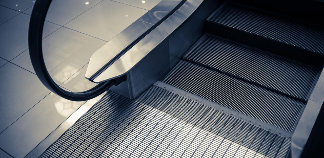 Der Unfall ereignete sich in einem Möbelhaus. (Symbolbild)