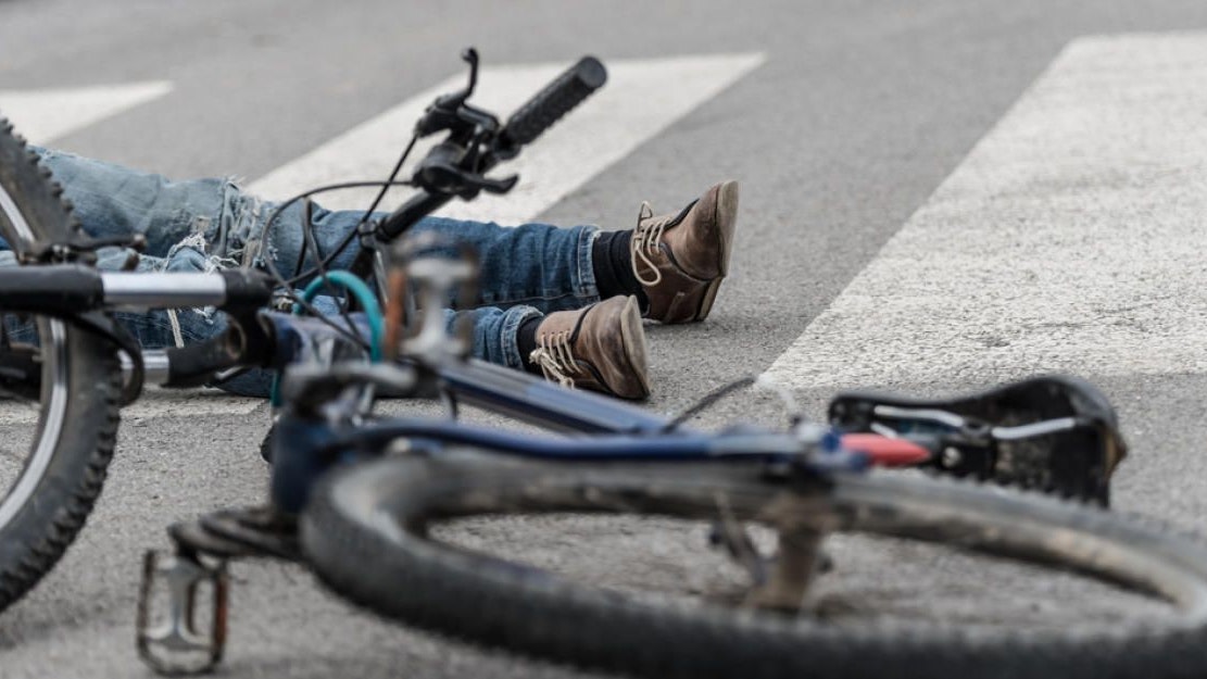 Heute.at - Bei Radunfall schwer verletzt: Polizei sucht Zeugen