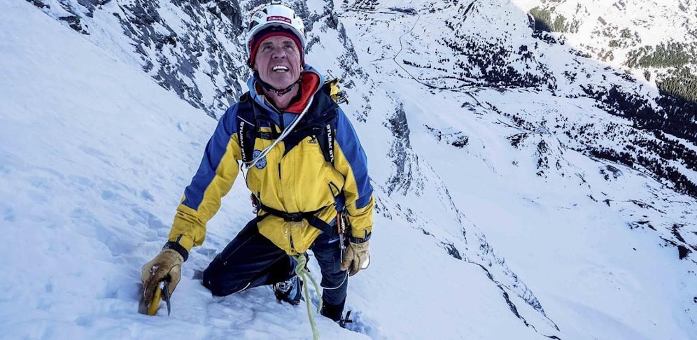 Peter Habeler auf dem Weg zum Gipfel des Eigers waehrend ServusTV's "Bergwelten - Peter Habeler", am Eiger, Amtsbezirk Interlaken, Bern, Schweiz..