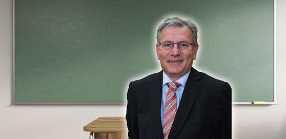 Landesschulrat Fritz Enzenhofer warnt vor dem drohenden Lehrermangel ab dem Jahr 2020.