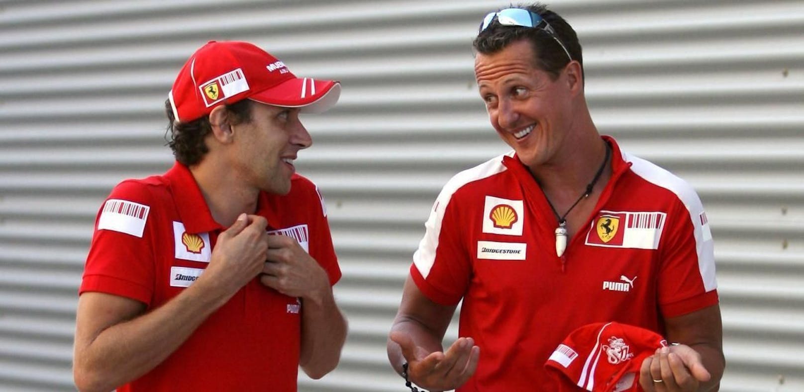 Ex-Testfahrer Luca Badoer mit Kumpel Michael Schumacher.
