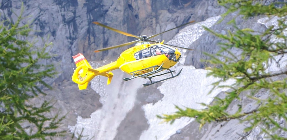 Der junge Wiener musste nach seinem Sturz mit einem Notarzthubschrauber ins Spital geflogen werden.
