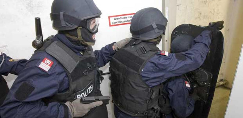 WEGA-Einheiten im Einsatz (Symbolbild)