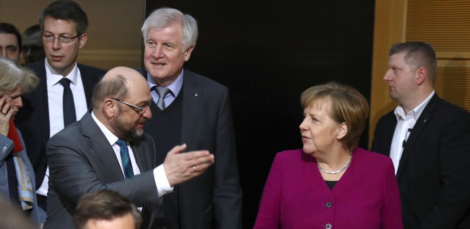 &quot;GroKo&quot;-Verhandlungen in Deutschland. Angela Merkel (CDU), Horst Seehofer (CSU) und Martin Schulz (SPD).