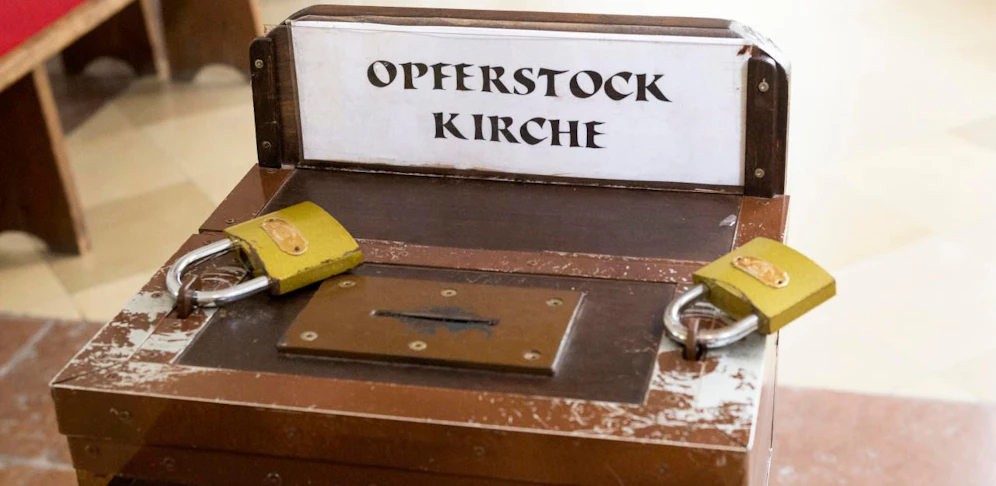 Der 24-Jährige stahl Geld aus Opferstöcken