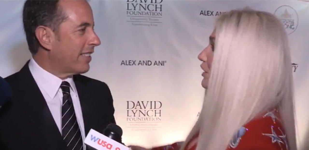 Heute.at - Jerry Seinfeld verweigert Kesha eine Umarmung