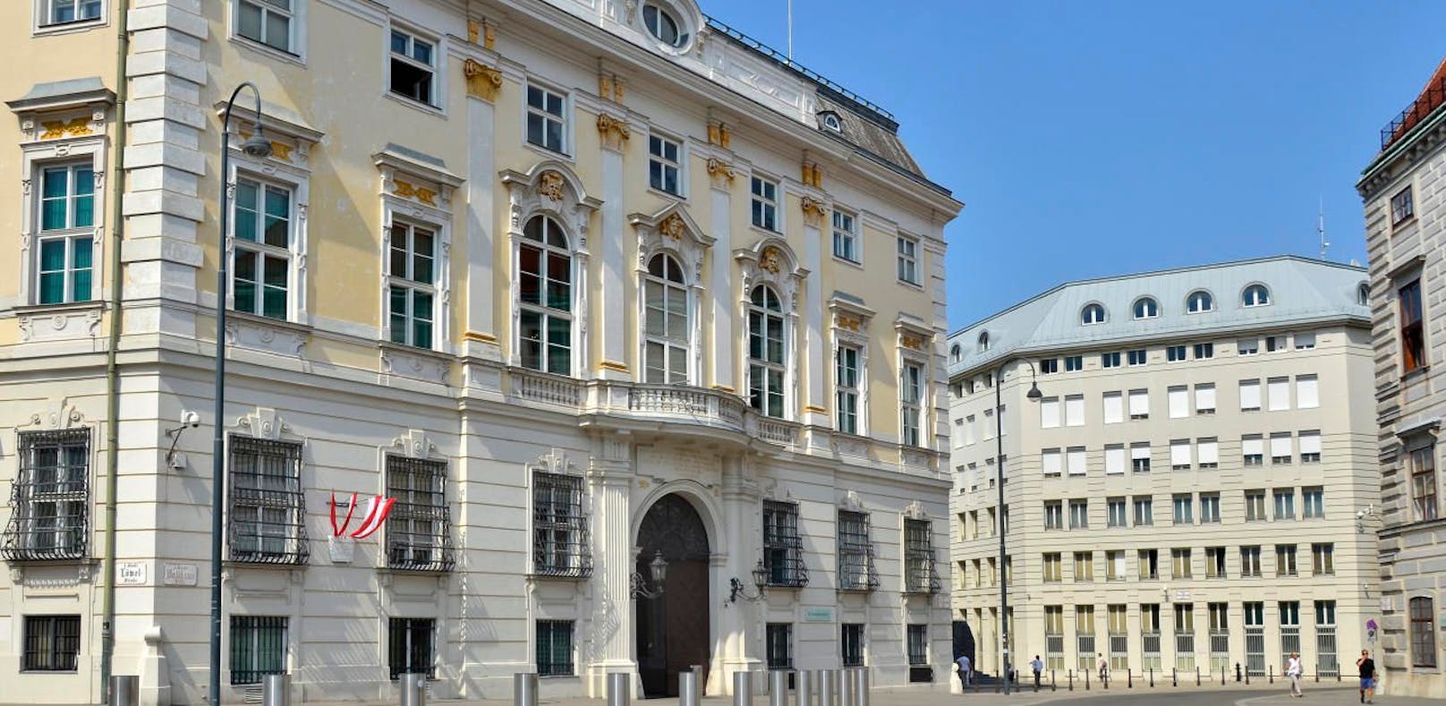 Das Bundeskanzleramt am Wiener Ballhausplatz dient der Regierung als Notfalls-Quarantäne-Quartier.