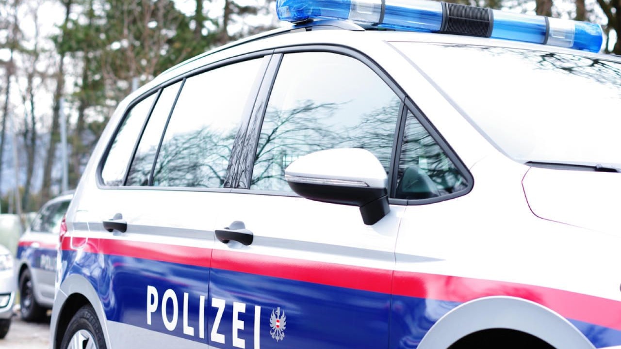 Polizeieinsatz: 48-Jähriger festgenommen.