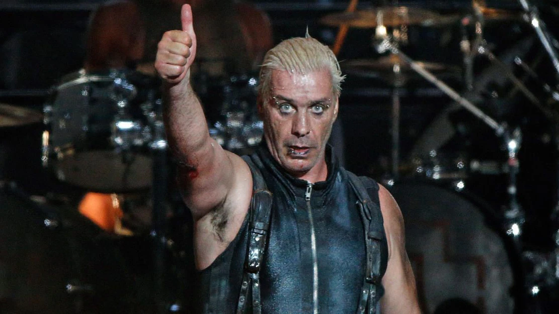 So rockt Rammstein-Sänger Till Lindemann solo - Musik | heute.at