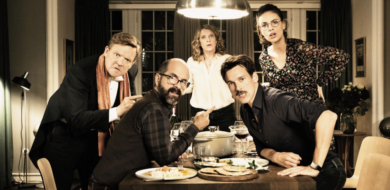 Heute.at - Mit Adolf beginnen die Scherereien