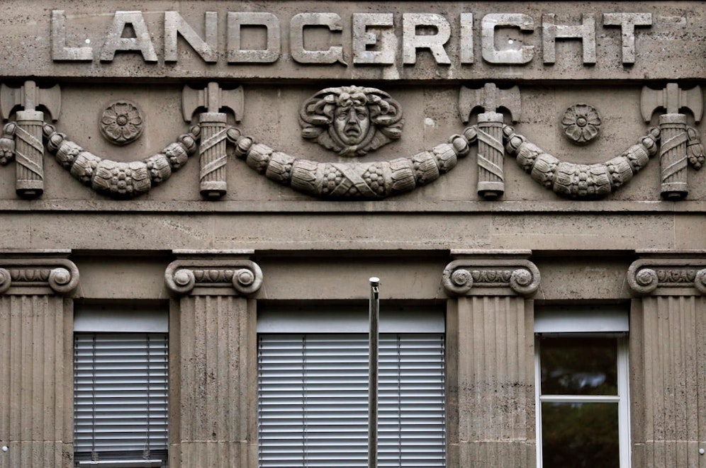 Laut dem Krefelder Gericht handelte es sich dabei um einen Unfall. Der Mann wurde zu eineinhalb Jahren Haft auf Bewährung verurteilt.