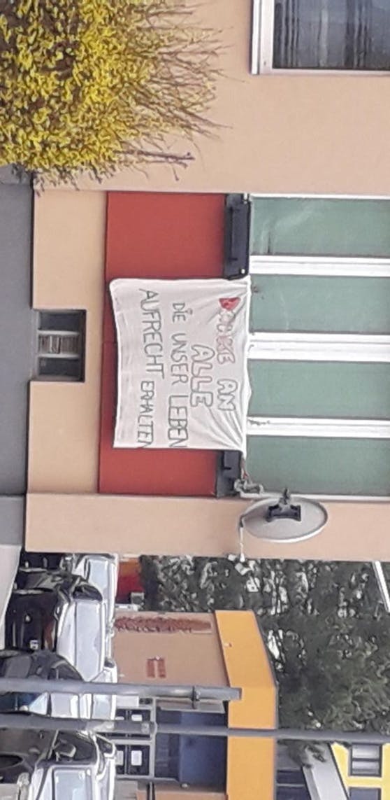 Immer mehr sagen "Danke" an alle die derzeit hart für unser Leben arbeiten