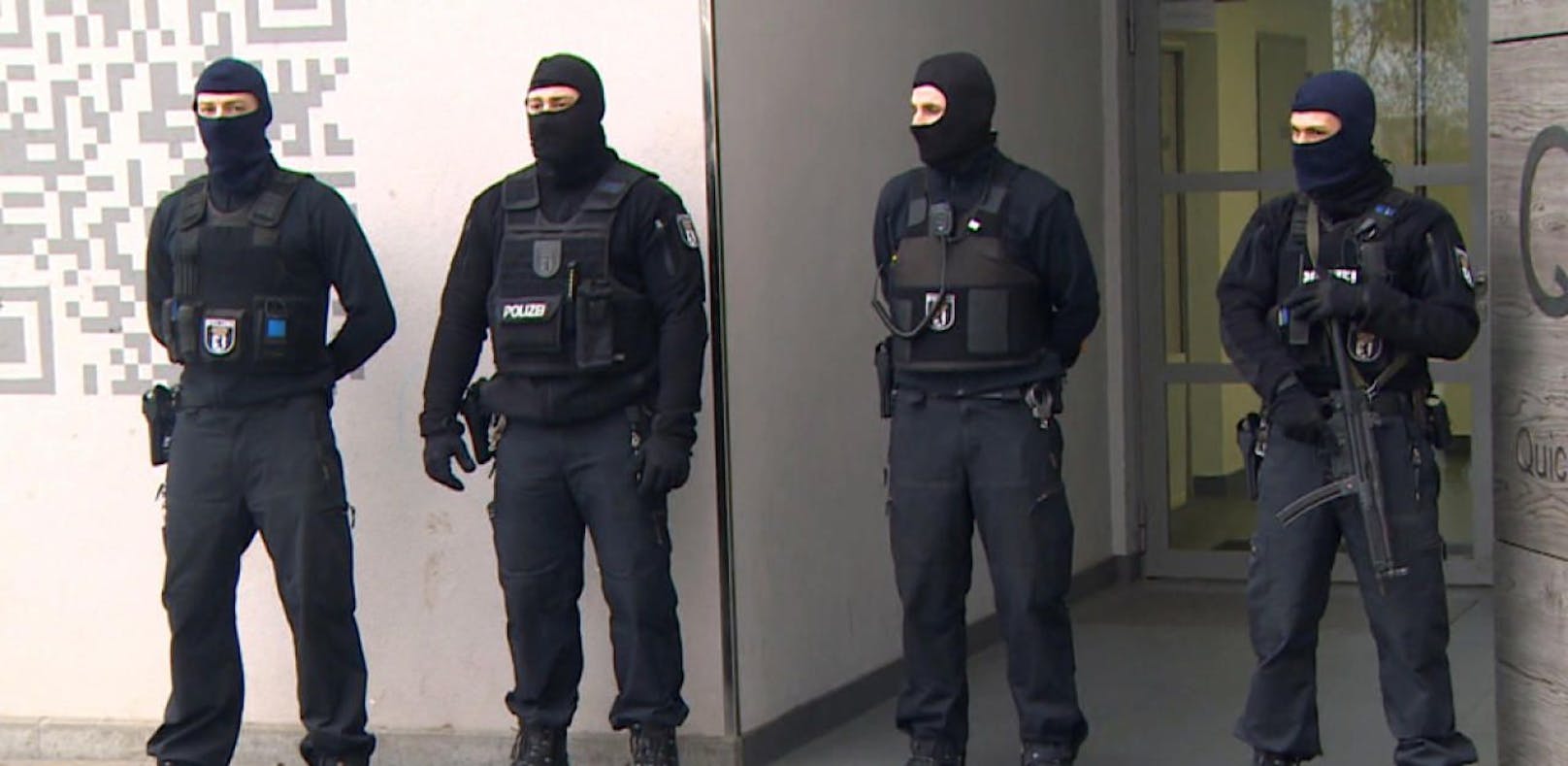 Bei einer Razzia in der Berliner Islamistenszene wurde ein Verdächtiger festgenommen.