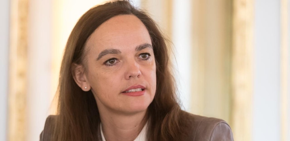  Bildungsministerin Sonja Hammerschmid warnt vor Neuwahlen.