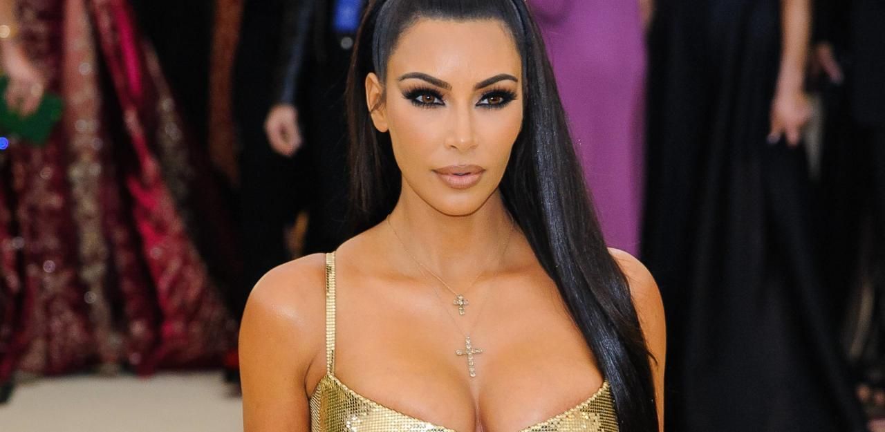 Sechs Stylisten Putzten Kim Kardashian Heraus Szene Heuteat 