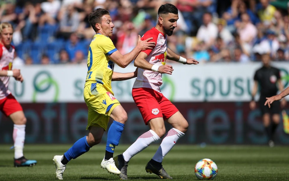 Daniel Schütz gegen Munas Dabbur