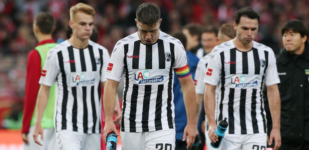 ÖFB-Teamspieler Philipp Lienhart mit seinen Freiburg-Kollegen Günter und Höfler.
