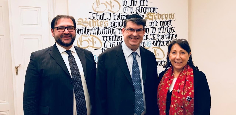 Dezoni Dawaraschwili, Oskar Deutsch, Claudia Prutscher (v.l.n.r.)