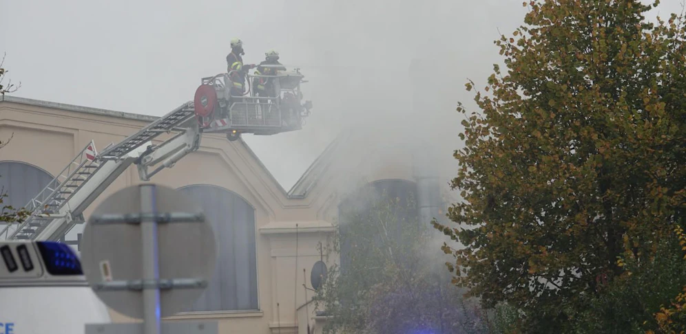 Großbrand auf Schöller-Bleckmann-Areal in Ternitz (Bezirk Neunkirchen) am 22. Oktober.
