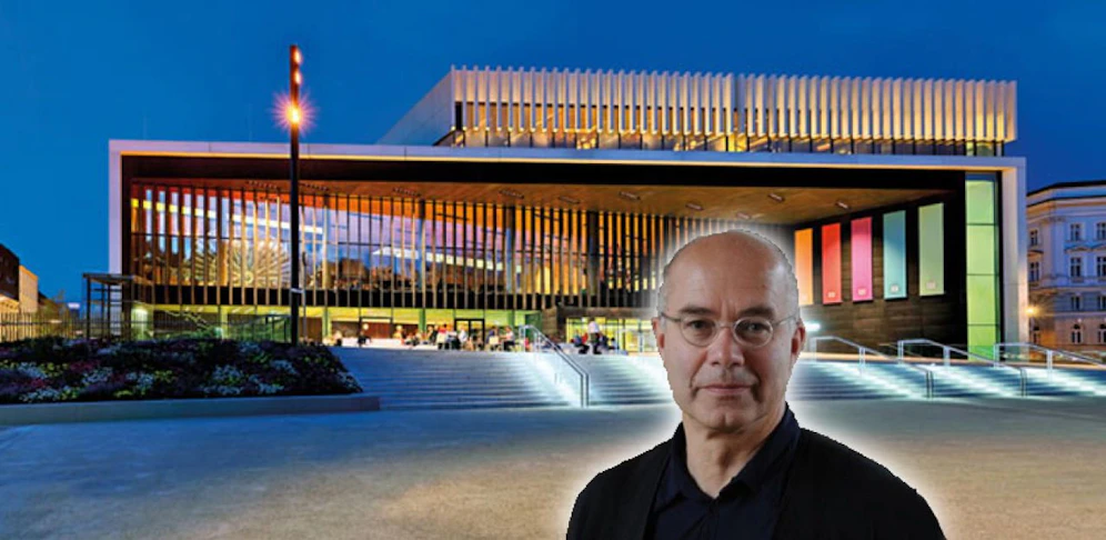 Uwe Schmitz-Gielsdorf muss das Musiktheater verlassen.