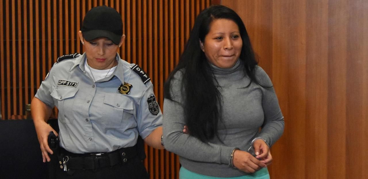 Heute.at - 30 Jahre Haft für Frau, die Baby tot zur Welt brachte