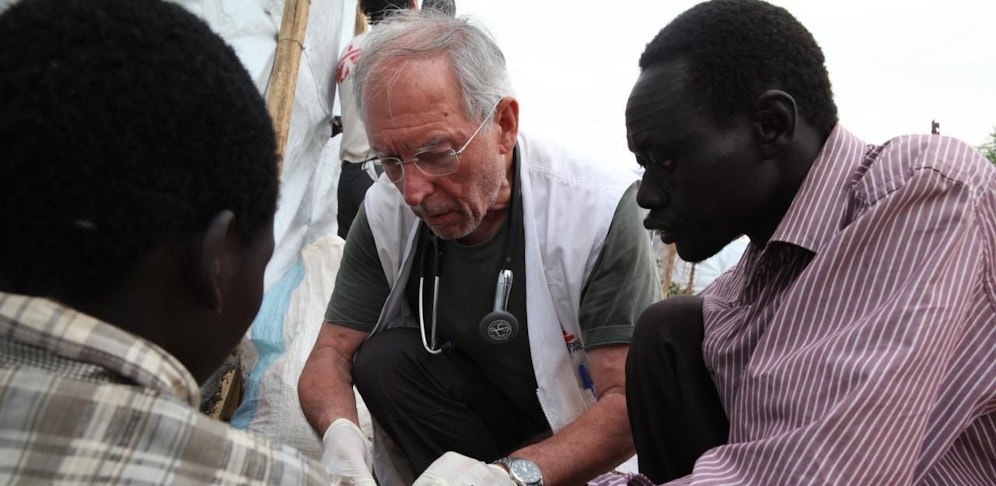Peter Pollak bei einem seiner Auslandseinsätze im Südsudan für "Ärzte ohne Grenzen".