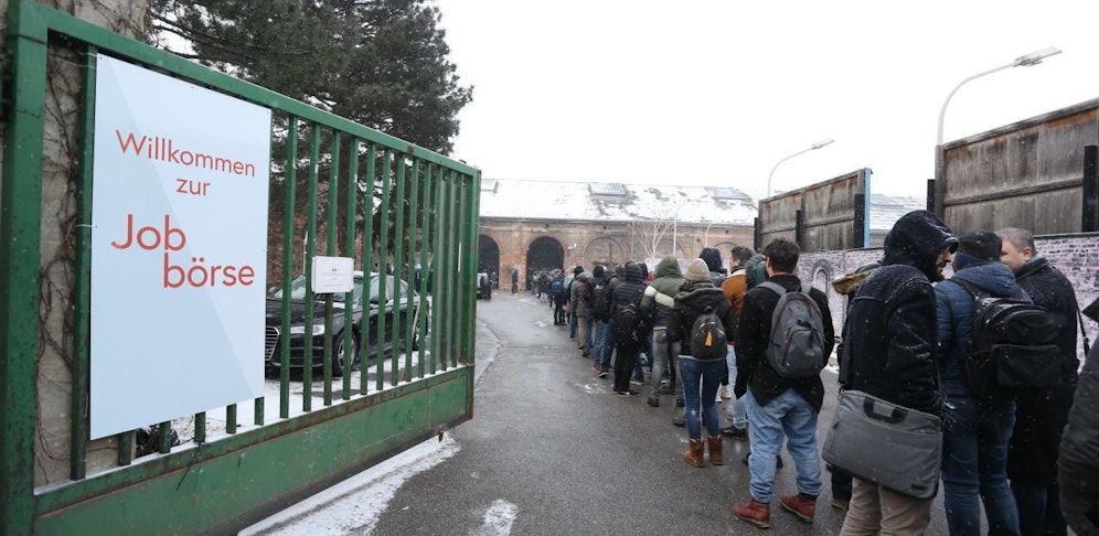 Großer Andrang bei der Jobbörse für Asylberechtigte.