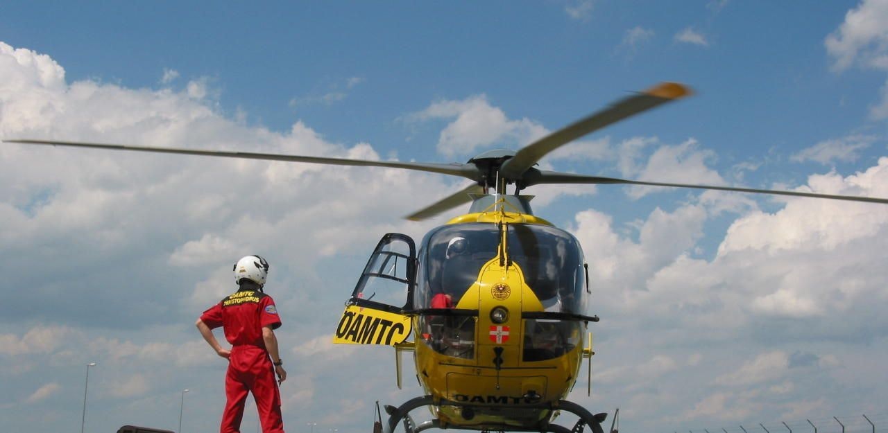 Heute.at - Arbeiter nach Unfall in Werkstatt per Heli ins Spital