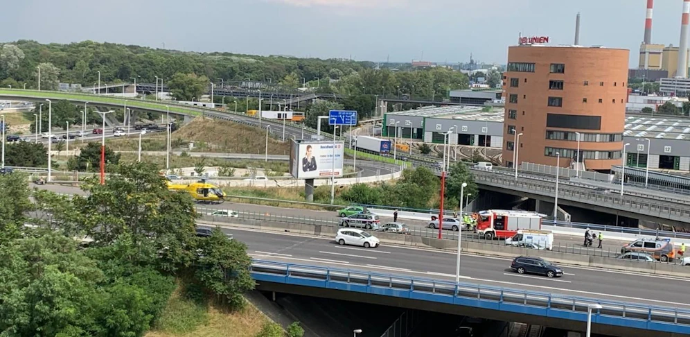 Verkehrsunfall auf der A23