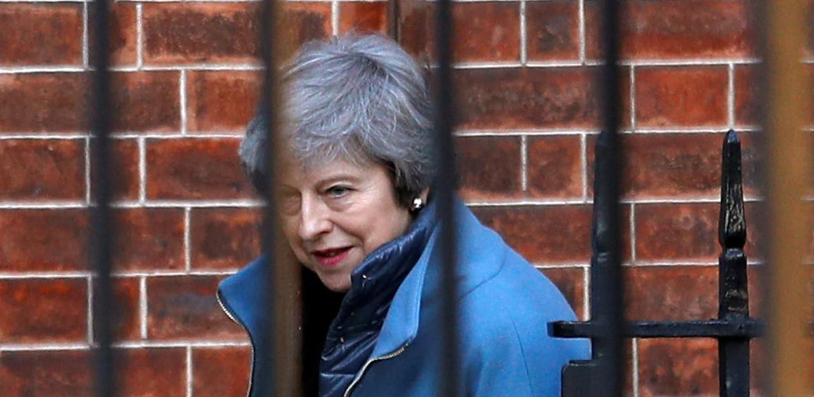 Theresa May am Weg zum Parlament